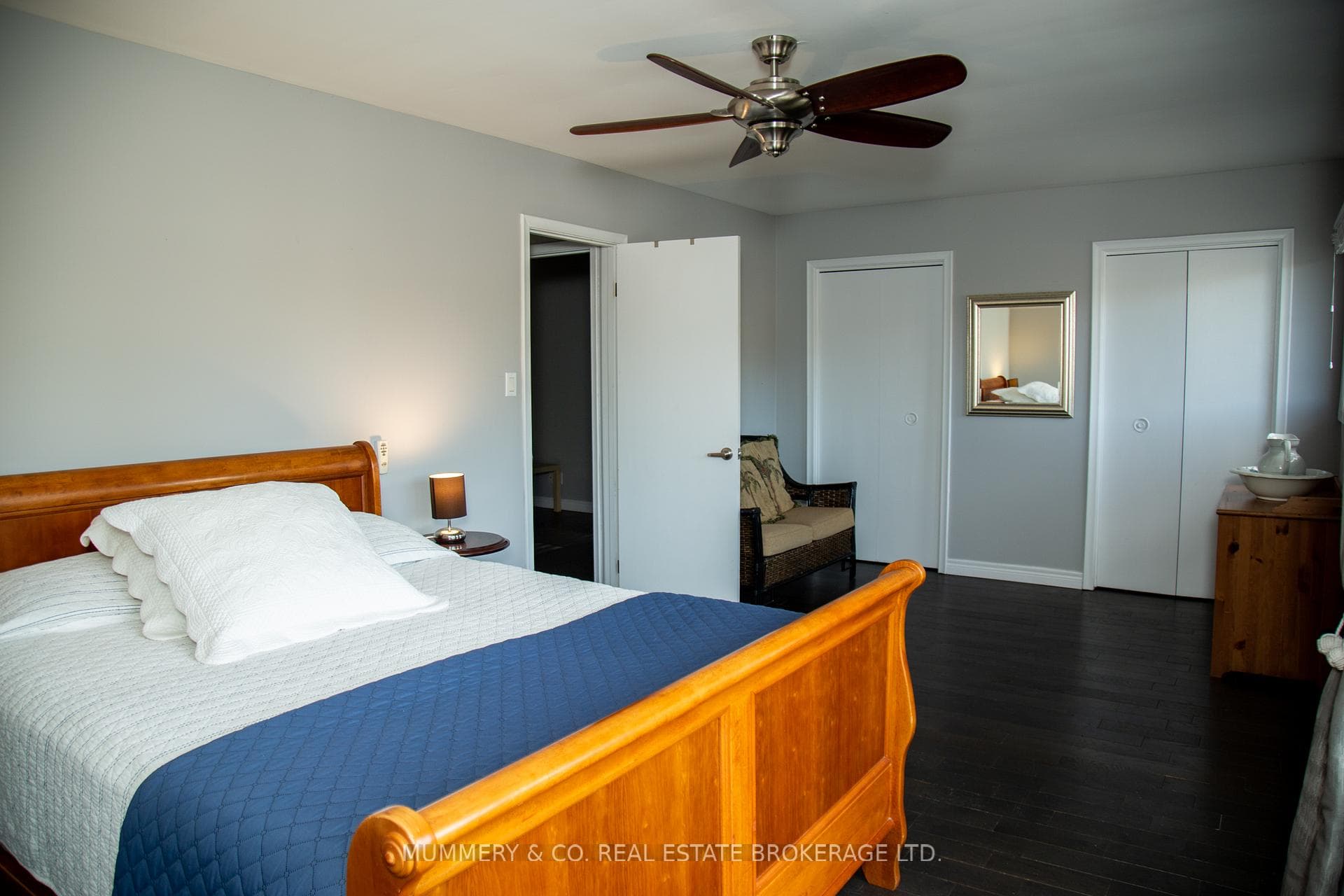 52 Grand Street photo 10