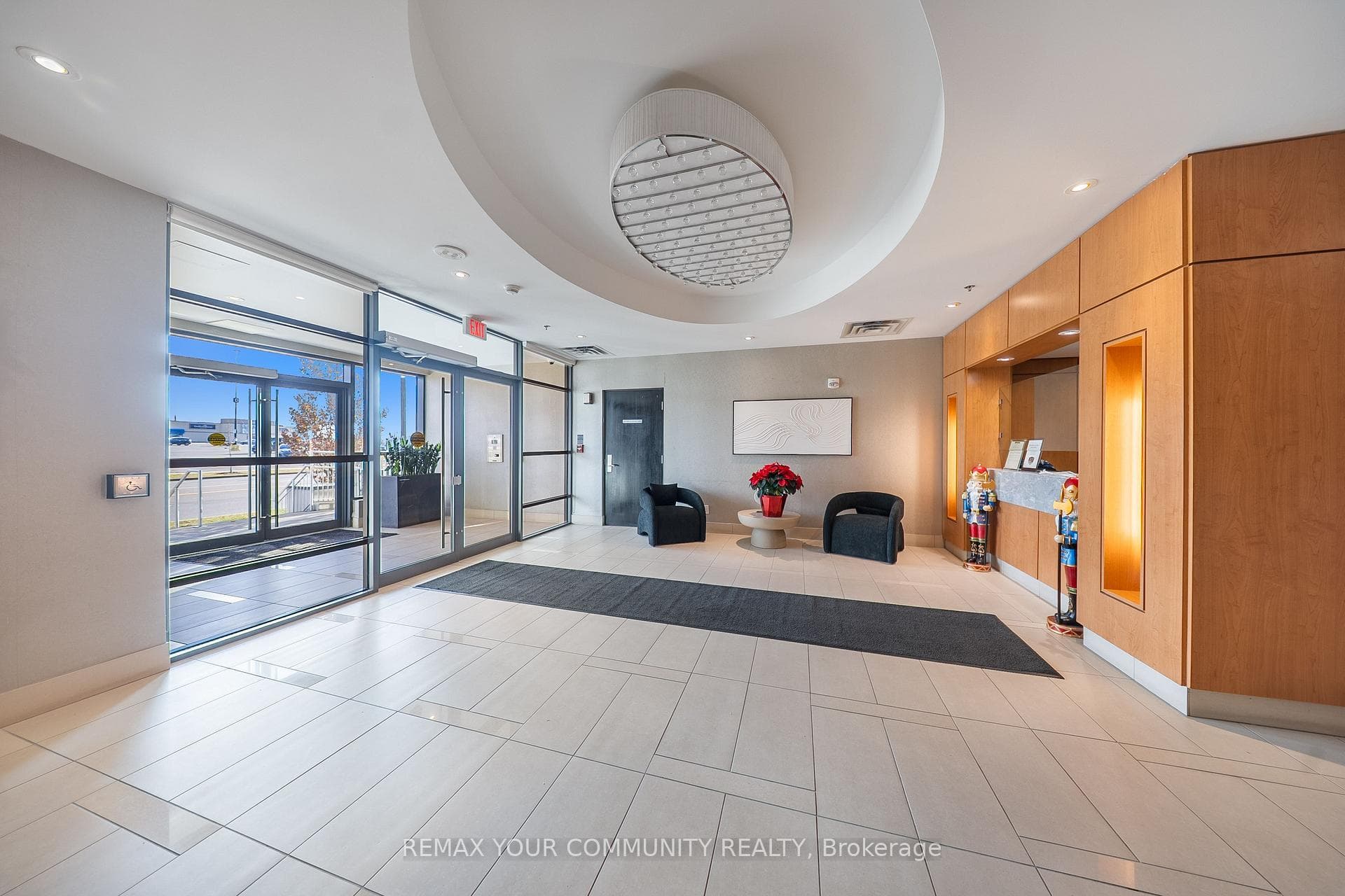 840 Queens Plate Drive Unit 510 photo 22