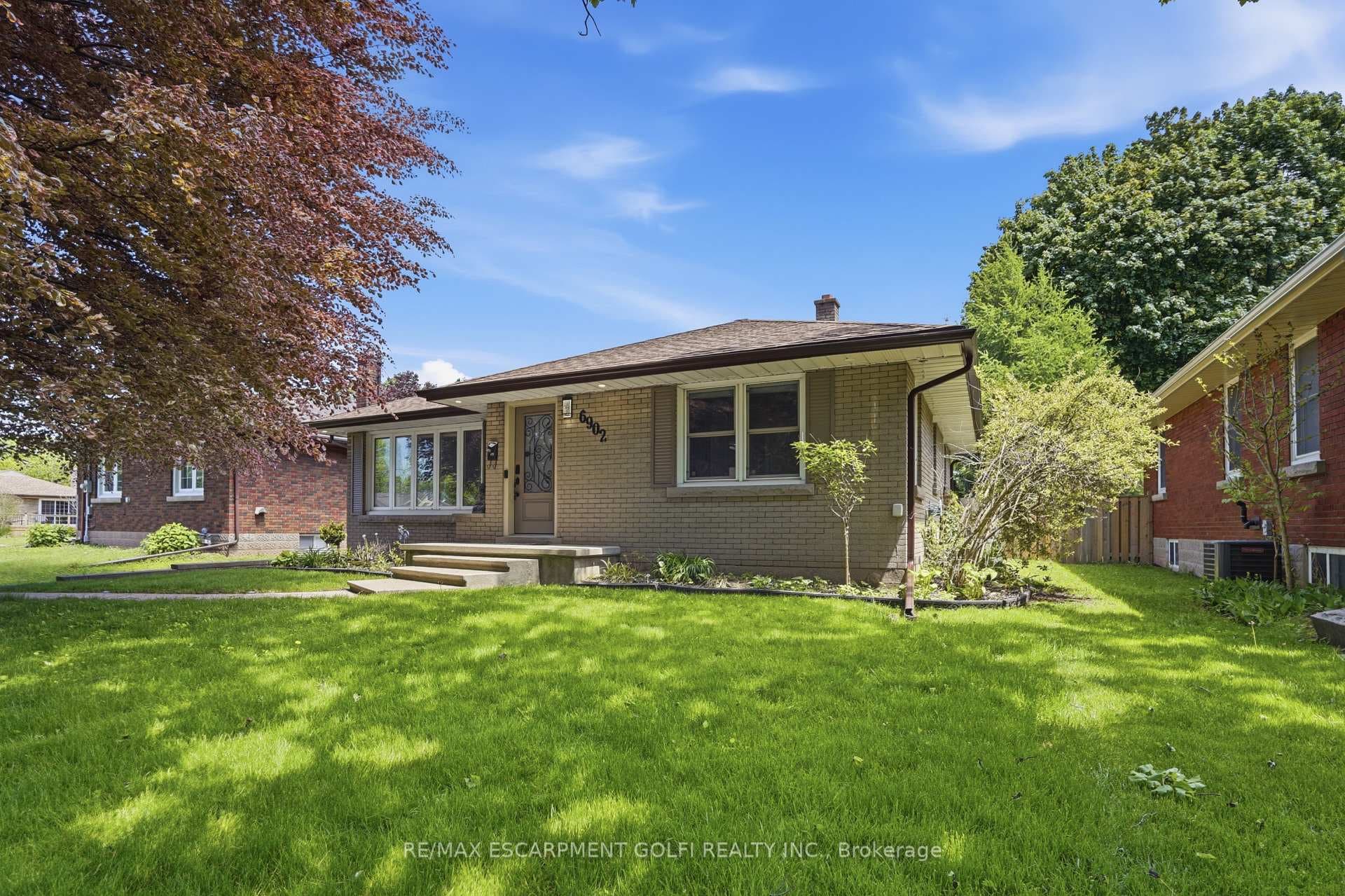 6902 Dell Avenue photo 3