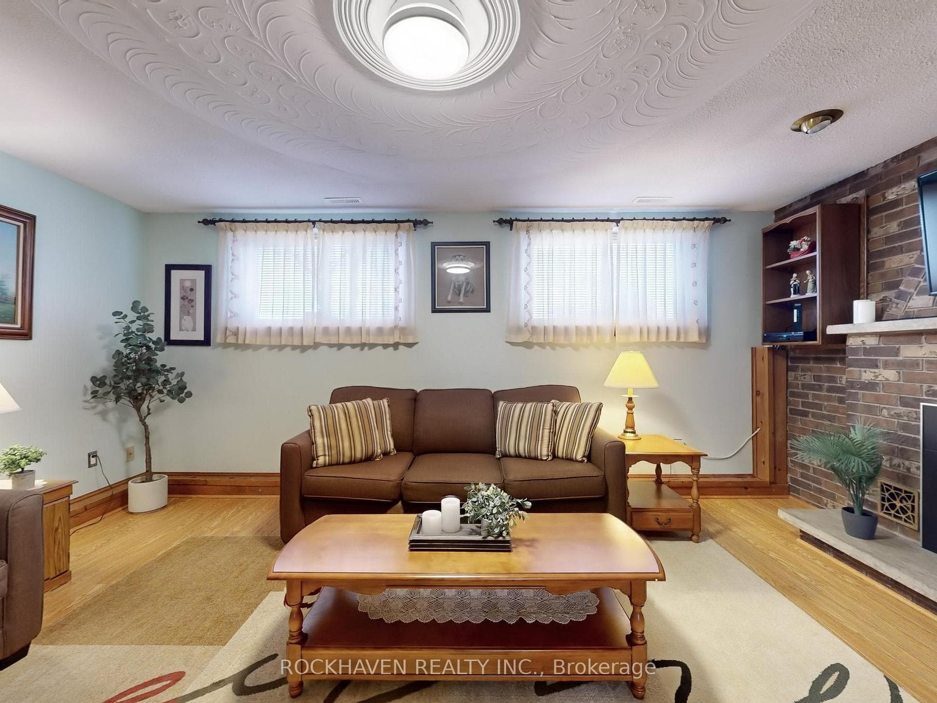 11 Meadowland Gate photo 13
