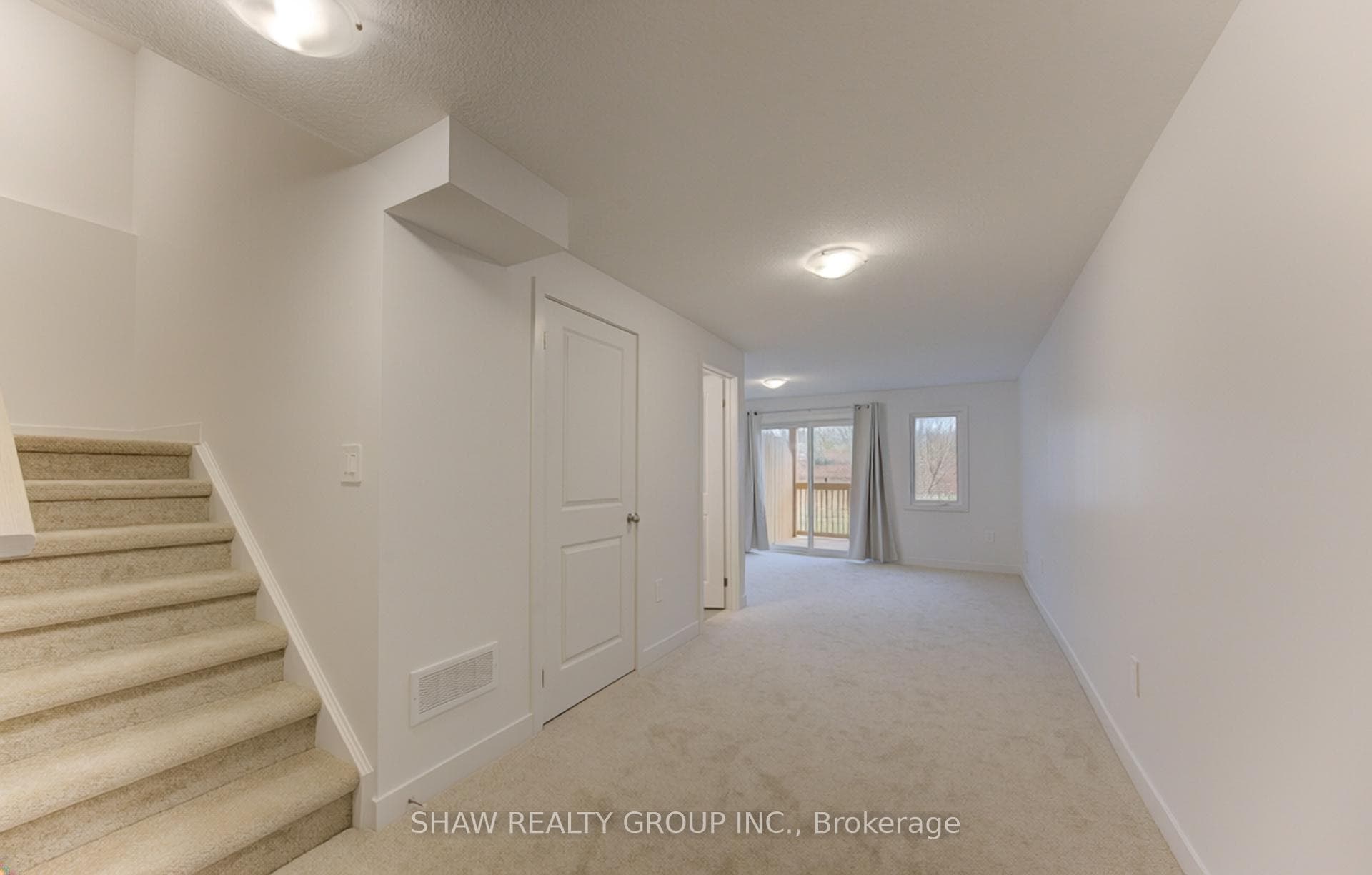 29 Oak Forest Common photo 26