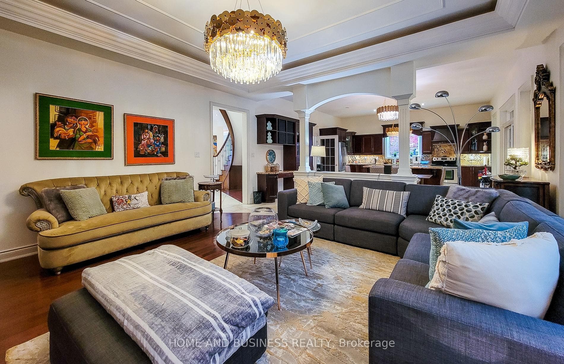 15 Donatello Court photo 12