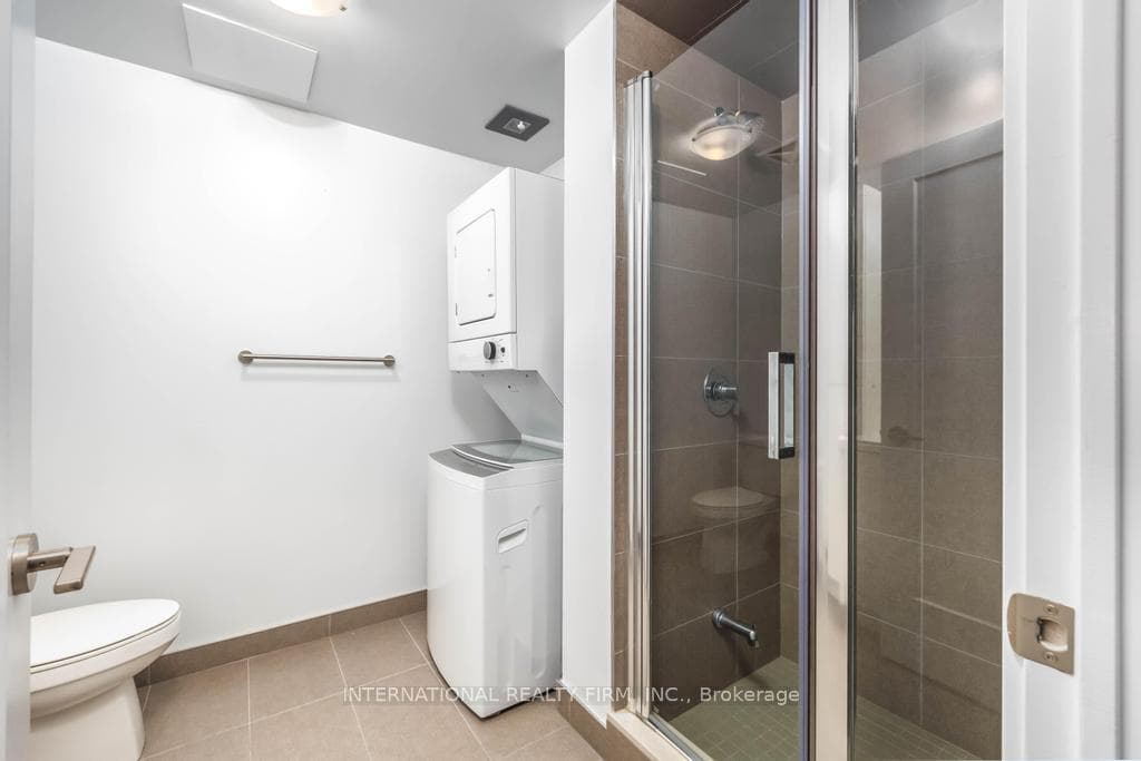 2550 Simcoe Street Unit 803 photo 13
