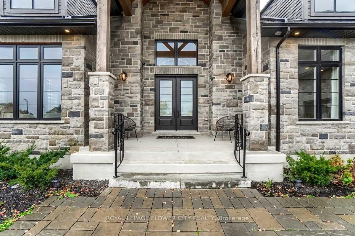 19 Whitcombe Way photo 4