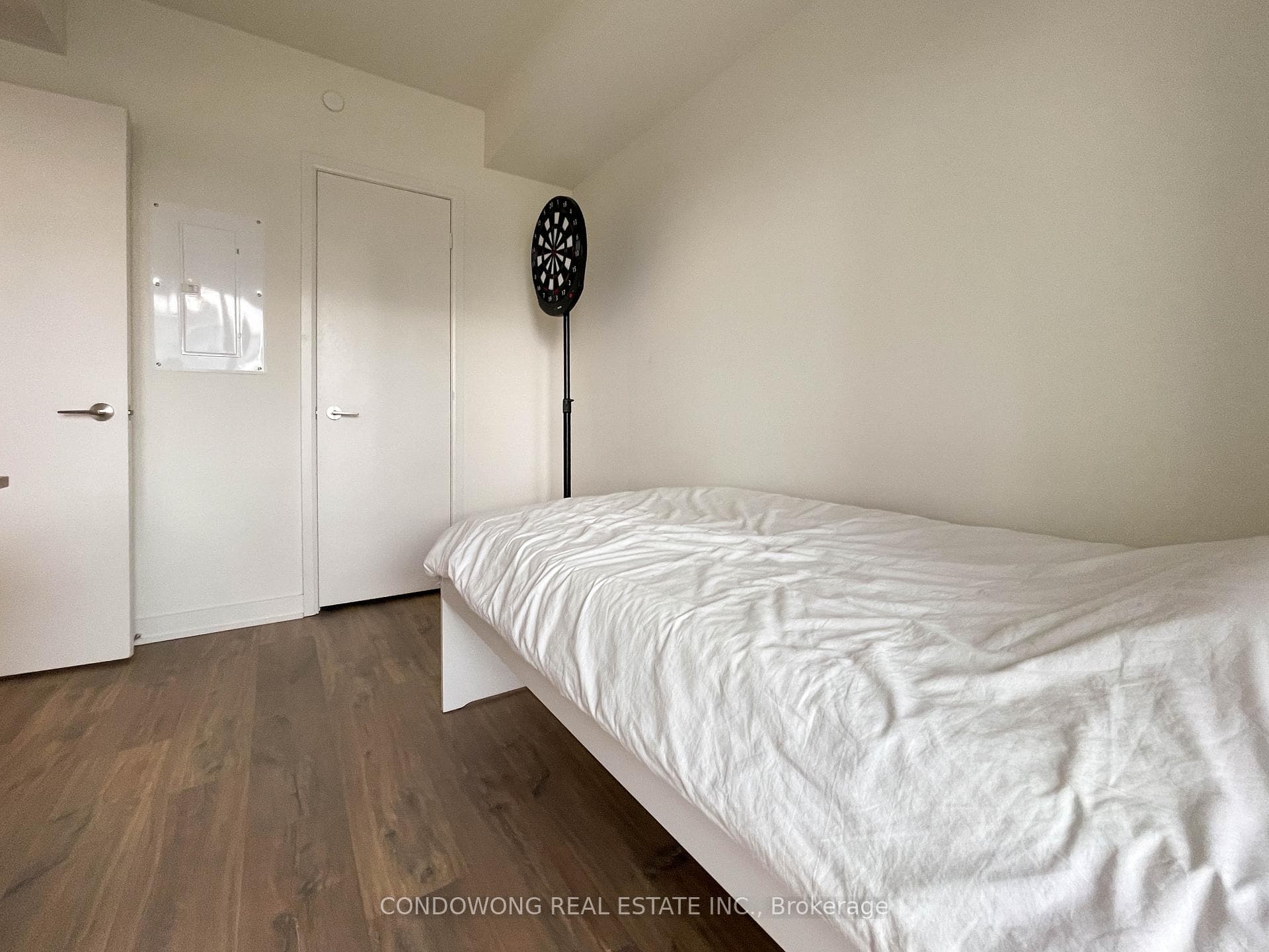 27 Bathurst Street Unit 511W photo 12