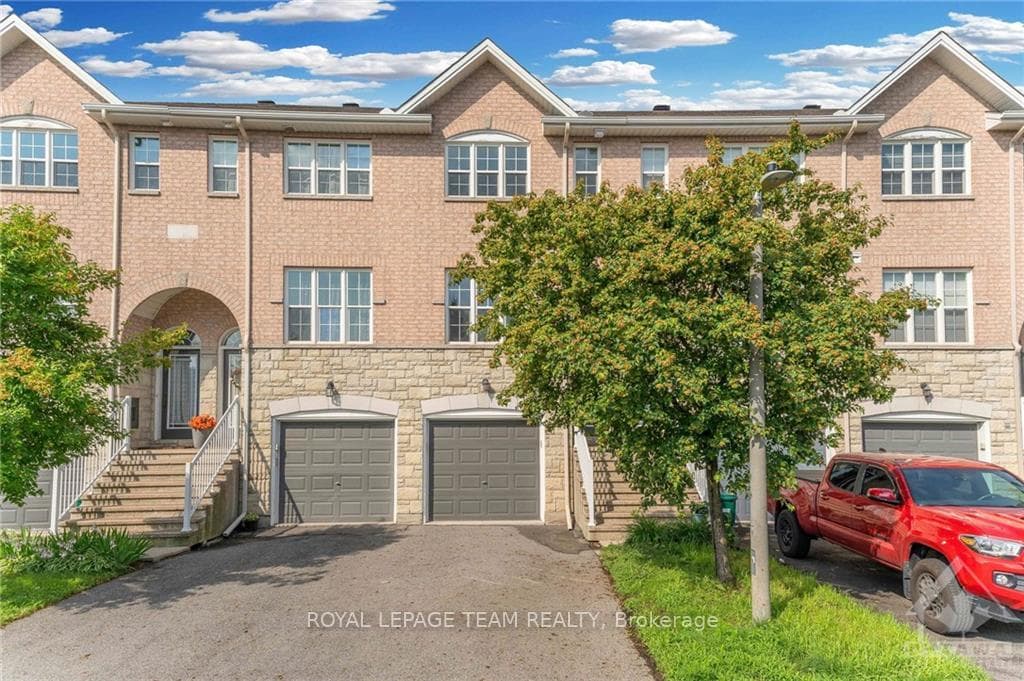159 SCOUT Street photo 1
