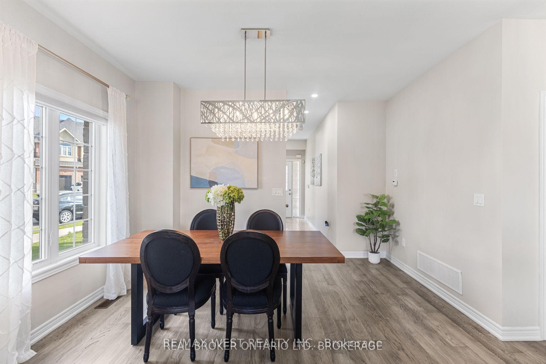 41 Starling Drive photo 8