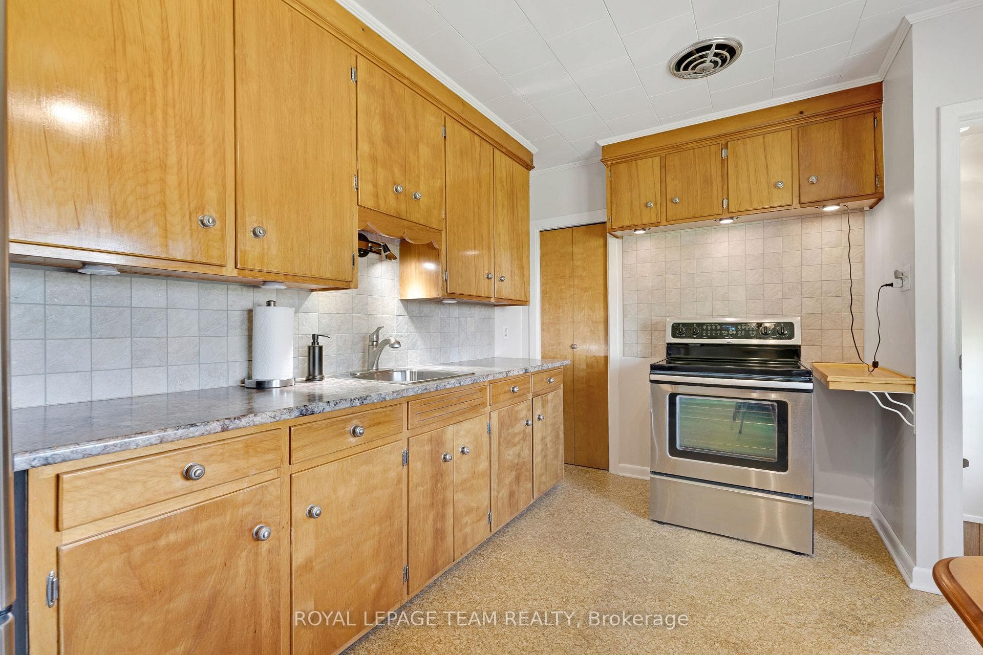 396 Townline Road photo 24