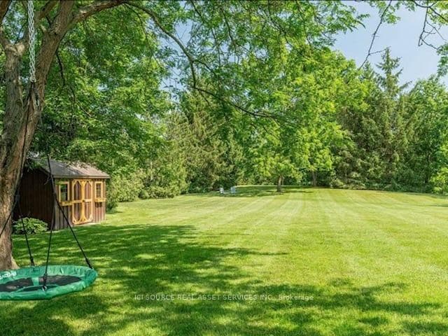 1514 Longwoods Road photo 23