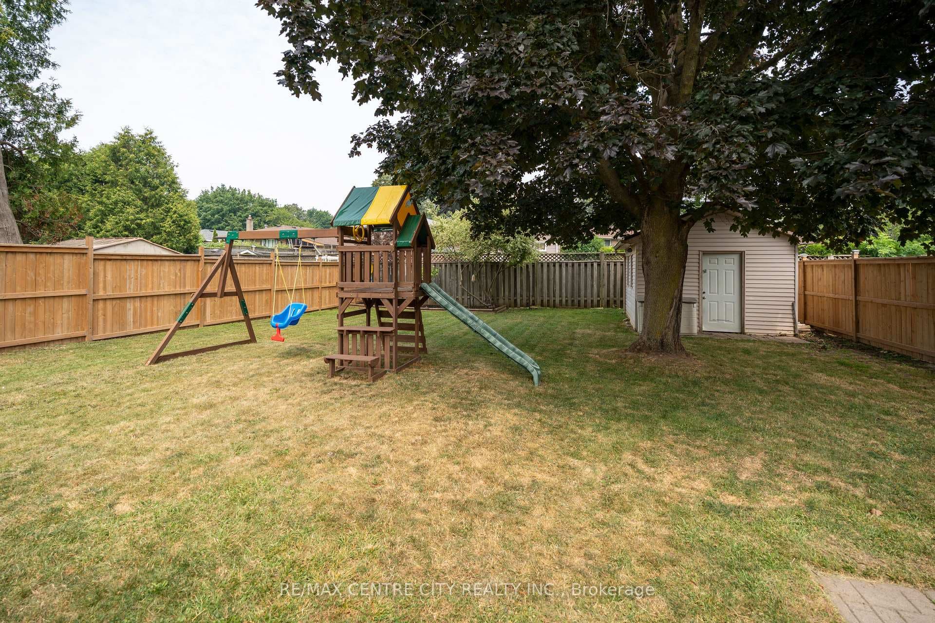 366 Hudson Drive photo 42