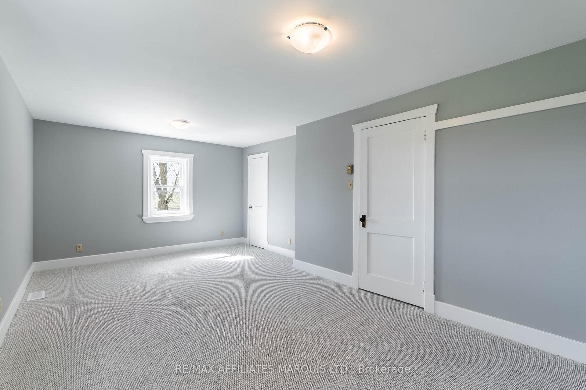 21495 Brodie Road photo 26