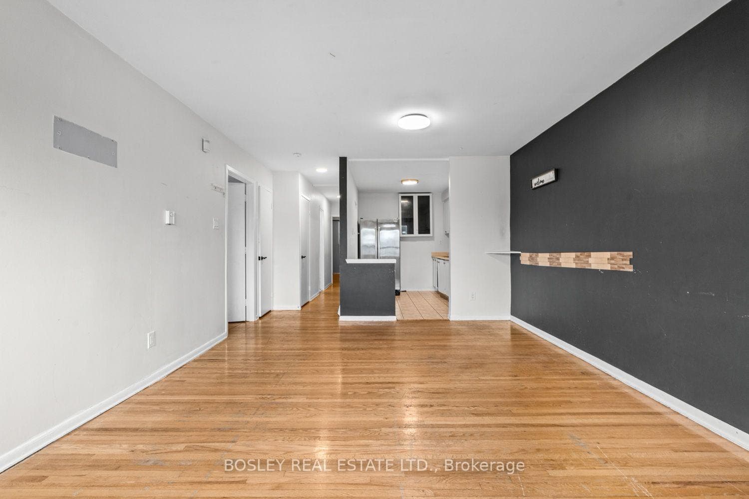 3524 Bathurst Street photo 32