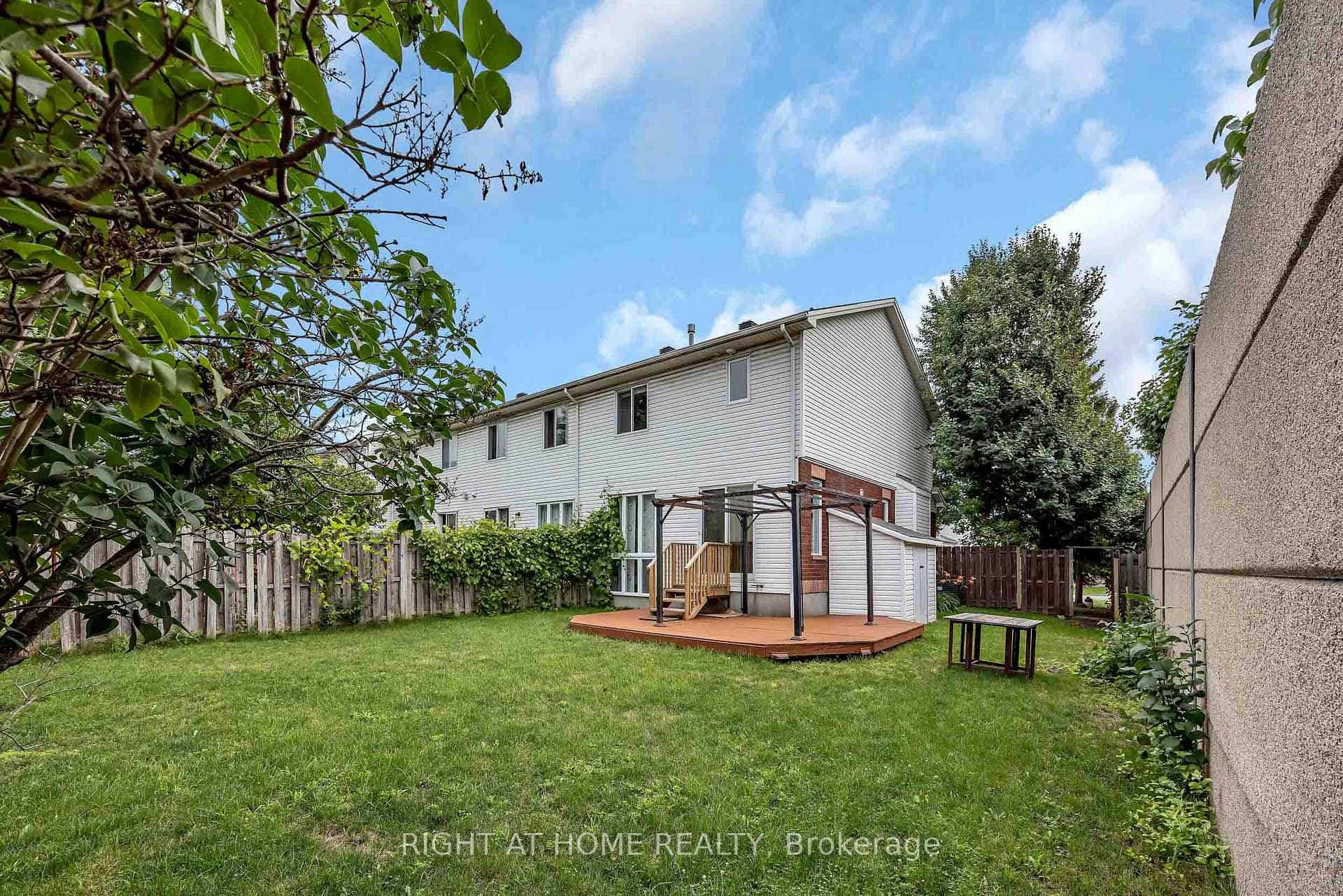 1 Kincardine Drive photo 27