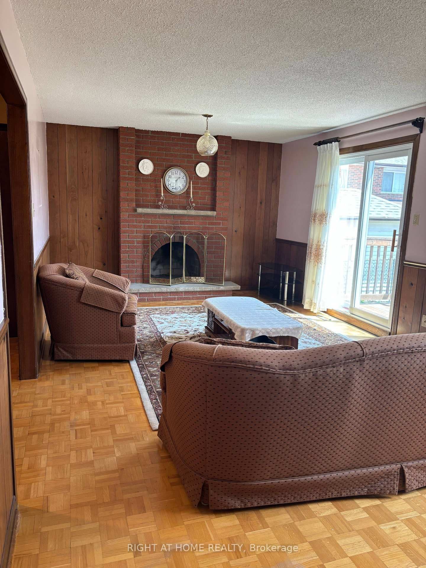 9 John Lindsay Court photo 9