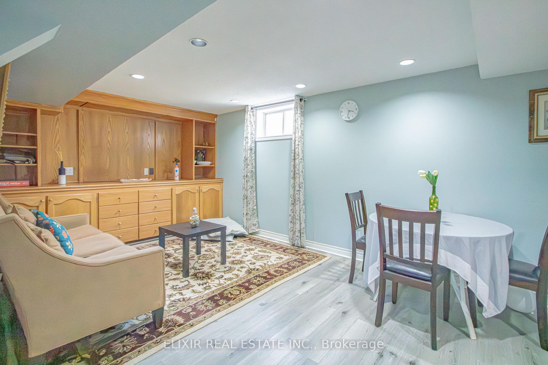 360 HALE Street photo 20