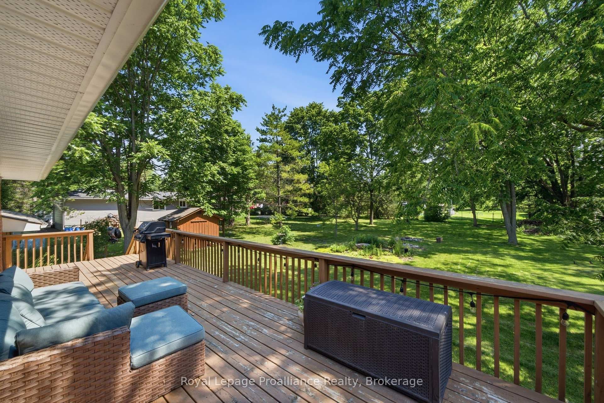 41 WALTER Avenue photo 38