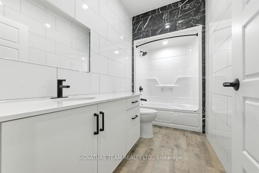 78B Queen Street Unit 209 photo 8