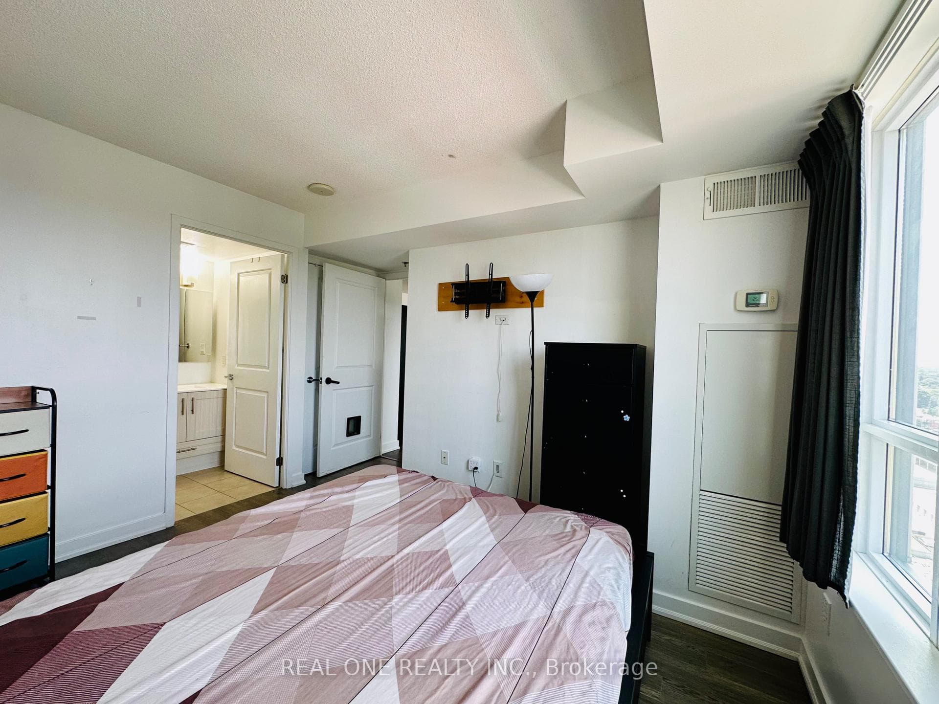 185 Bonis Avenue Unit 1506 photo 12