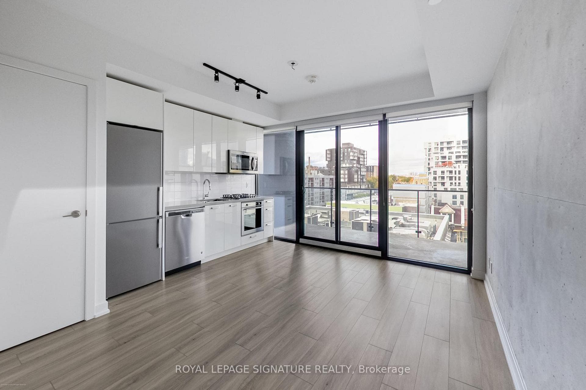 458 Richmond Street Unit 808 photo 7