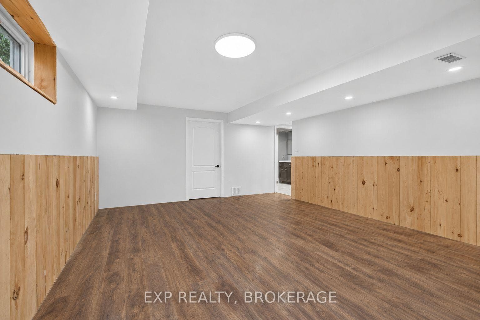 3288 LONG LAKE Road photo 27