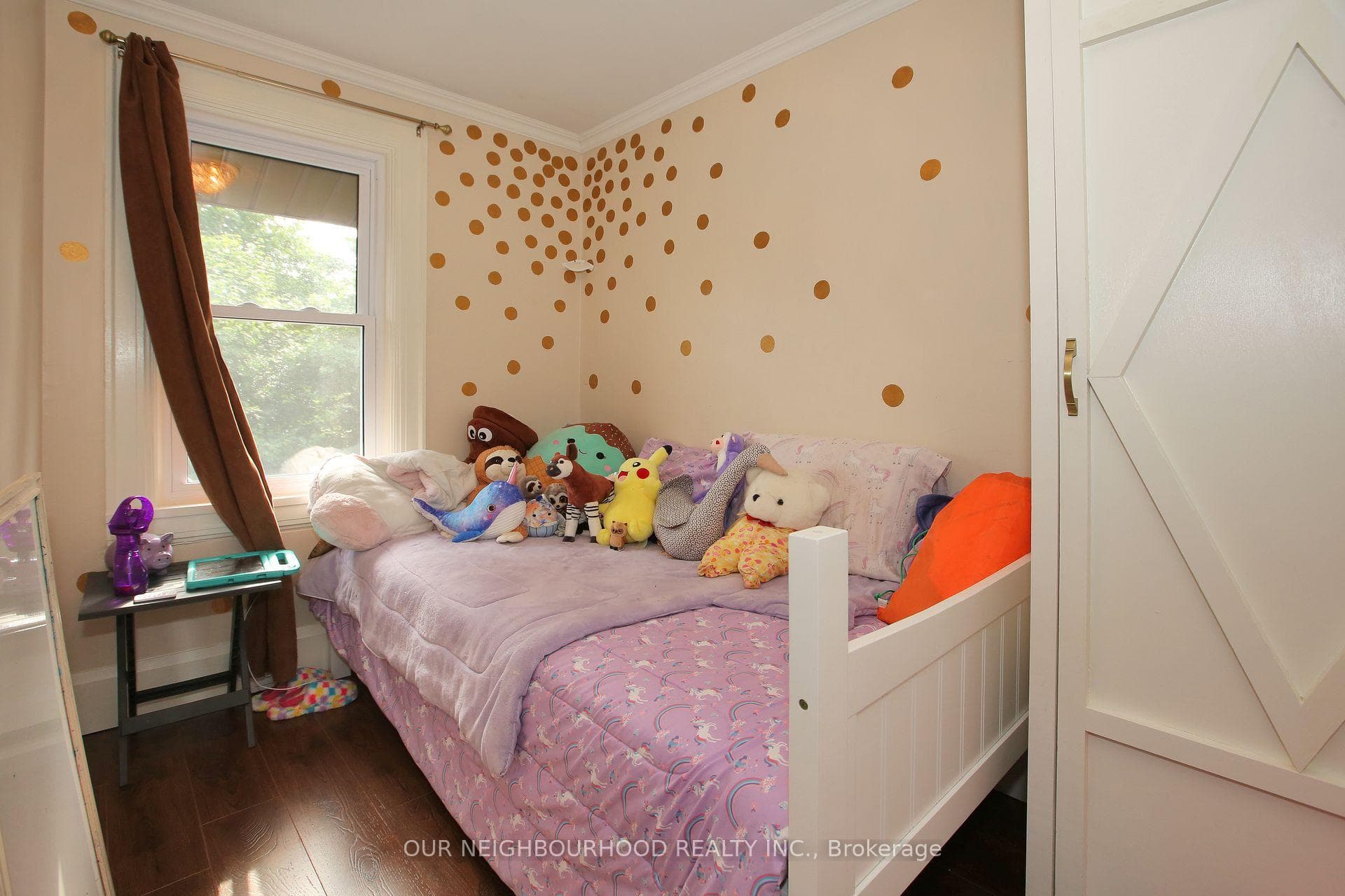 311 Jarvis Street photo 8