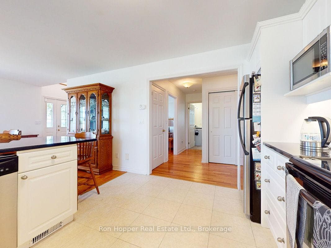 110 Cottage Lane photo 23