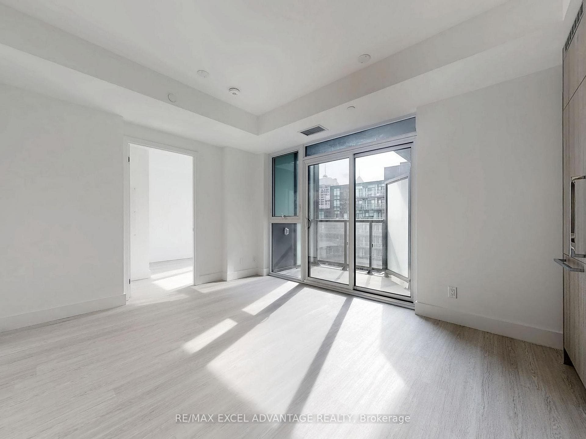 6 Greenbriar Road Unit 601 photo 6