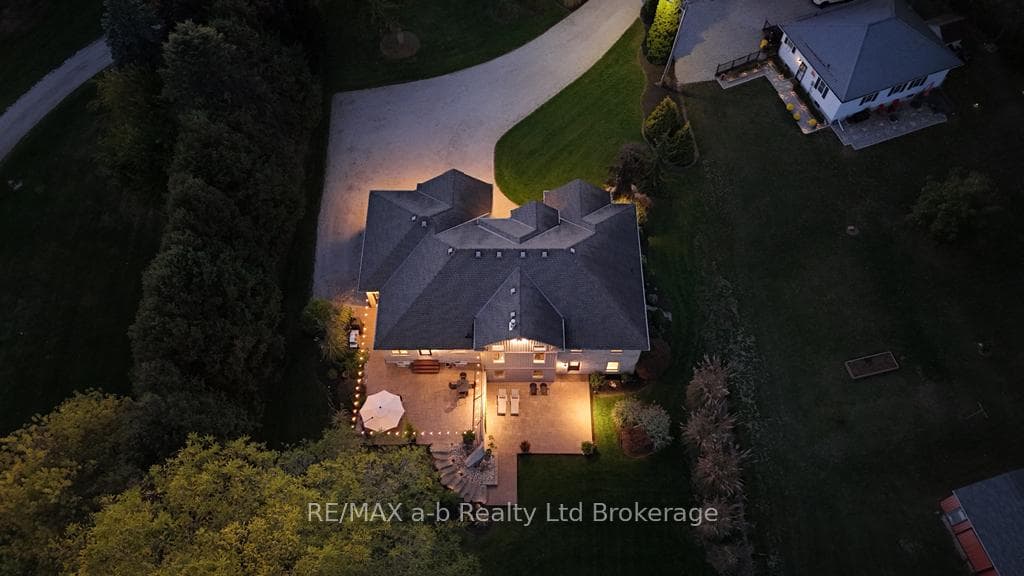9442 Richmond Road photo 4
