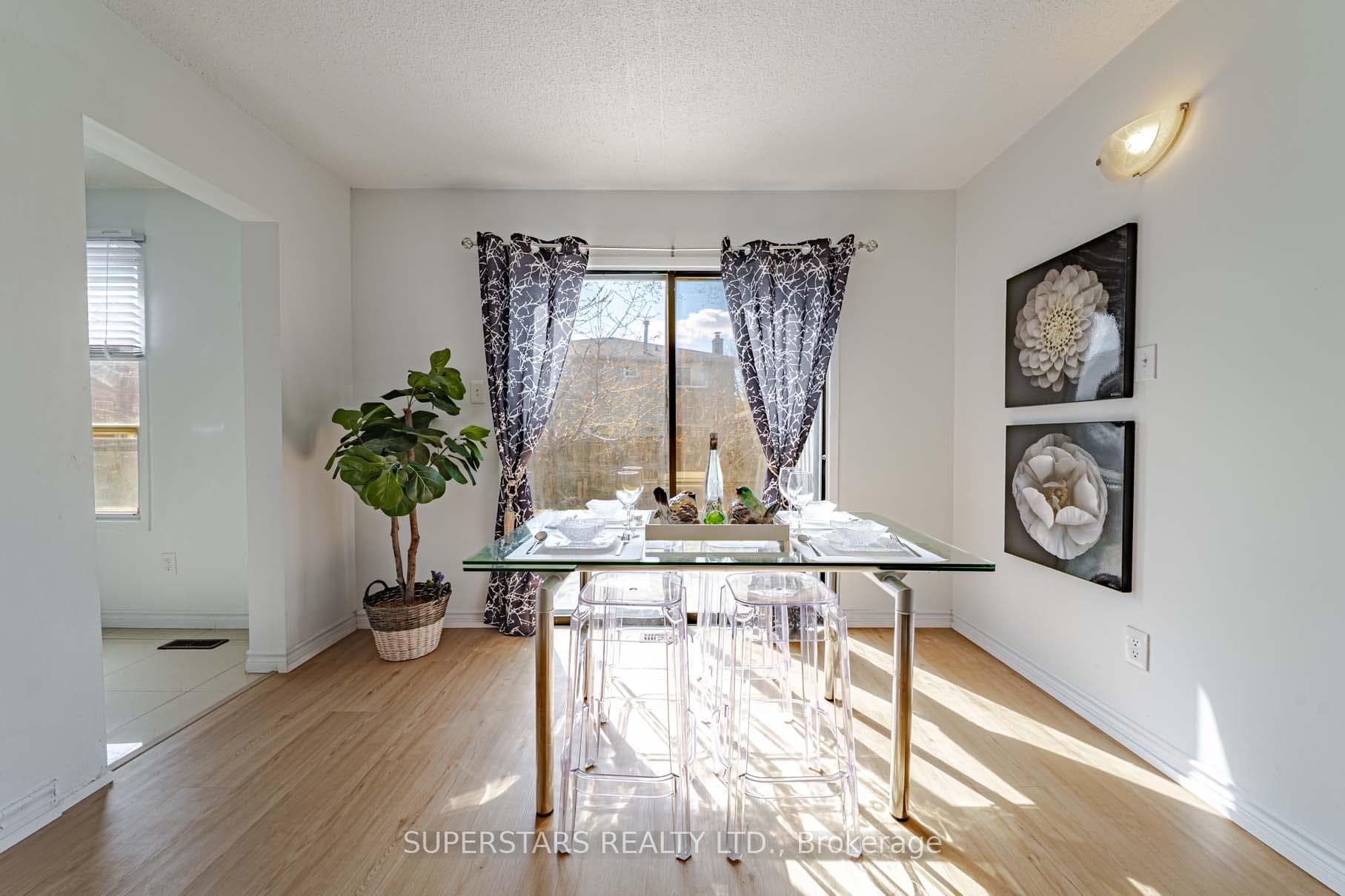 135 Appleby Crescent photo 12