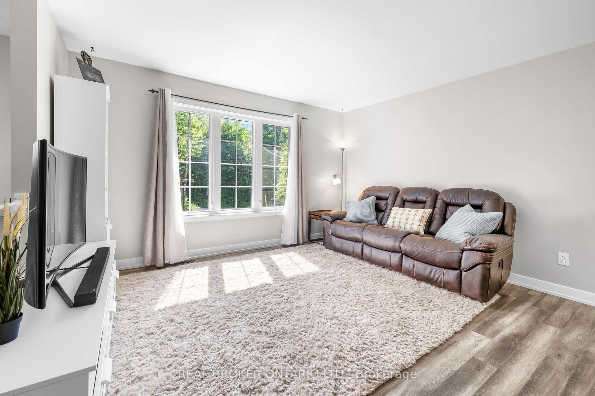 804 Darling Road photo 4