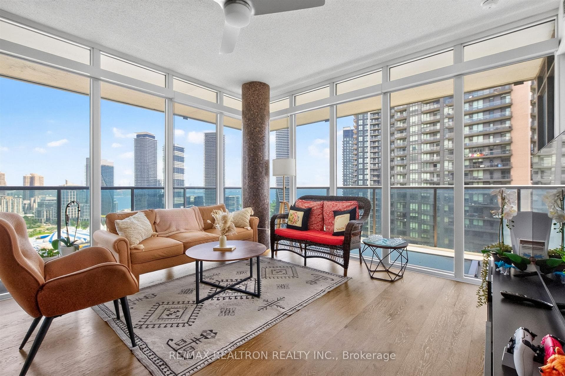 88 Park Lawn Drive Unit 2708 photo 19
