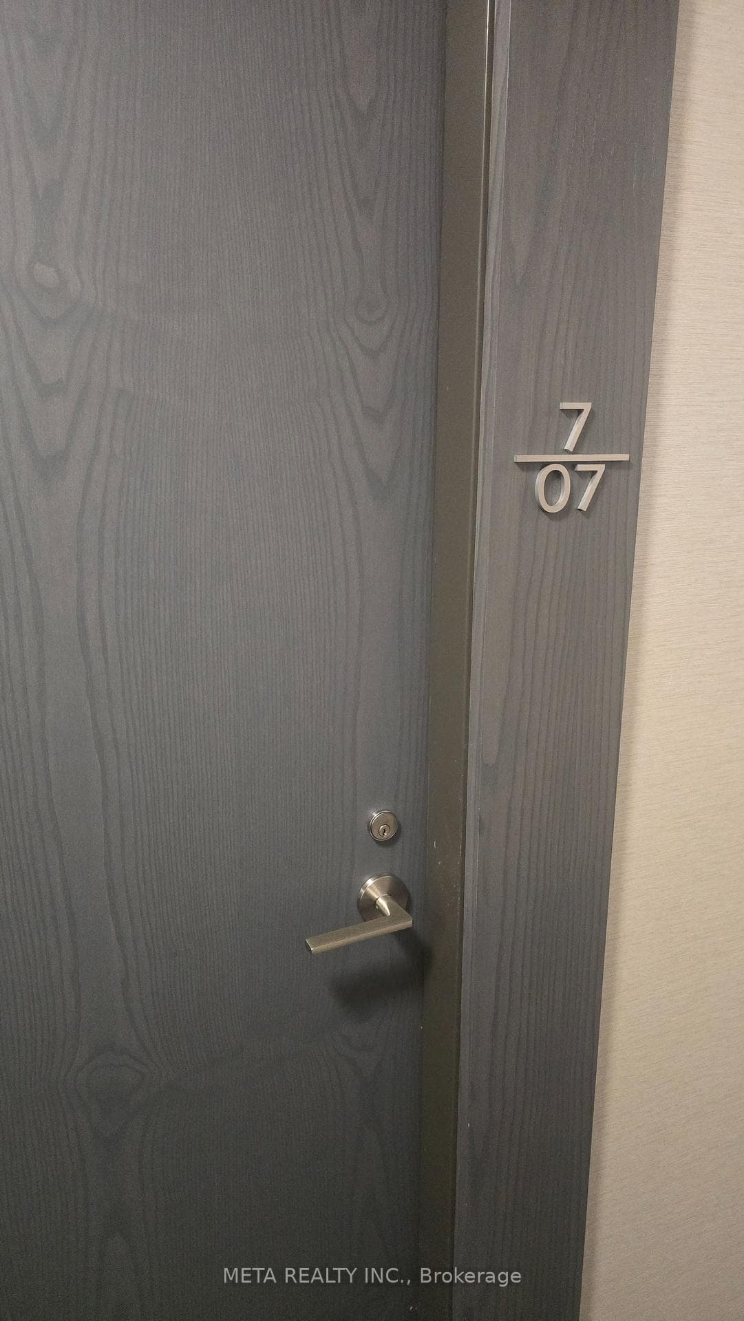 7 Mabelle Avenue Unit 707 photo 8