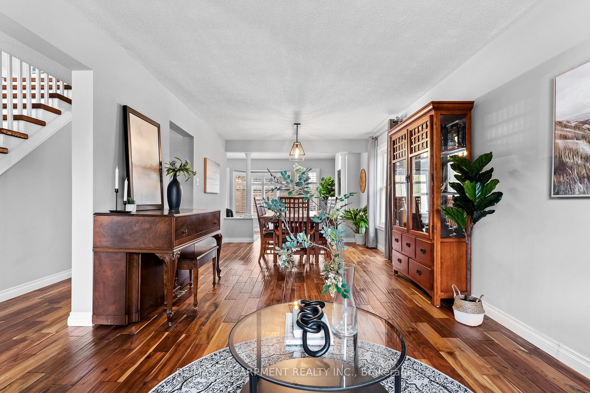 8 Karsh Crescent photo 8