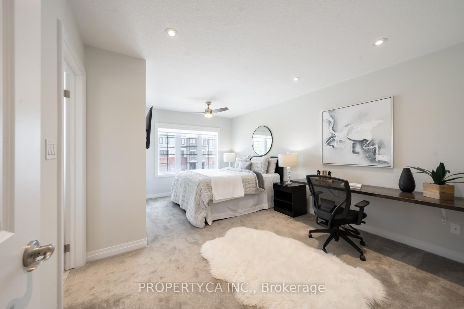 334 Valencia Avenue photo 15