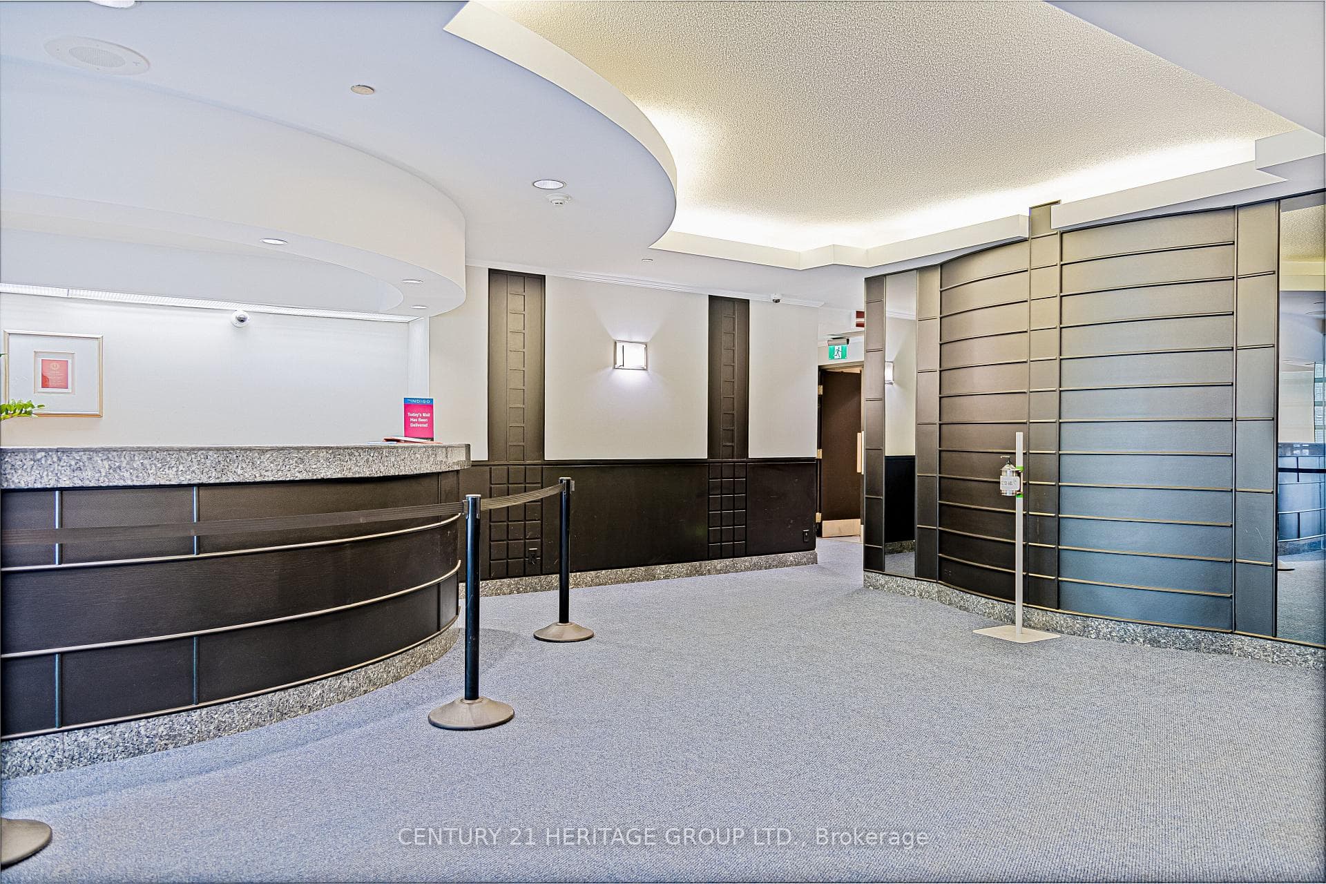 50 Lombard Street Unit 701 photo 2