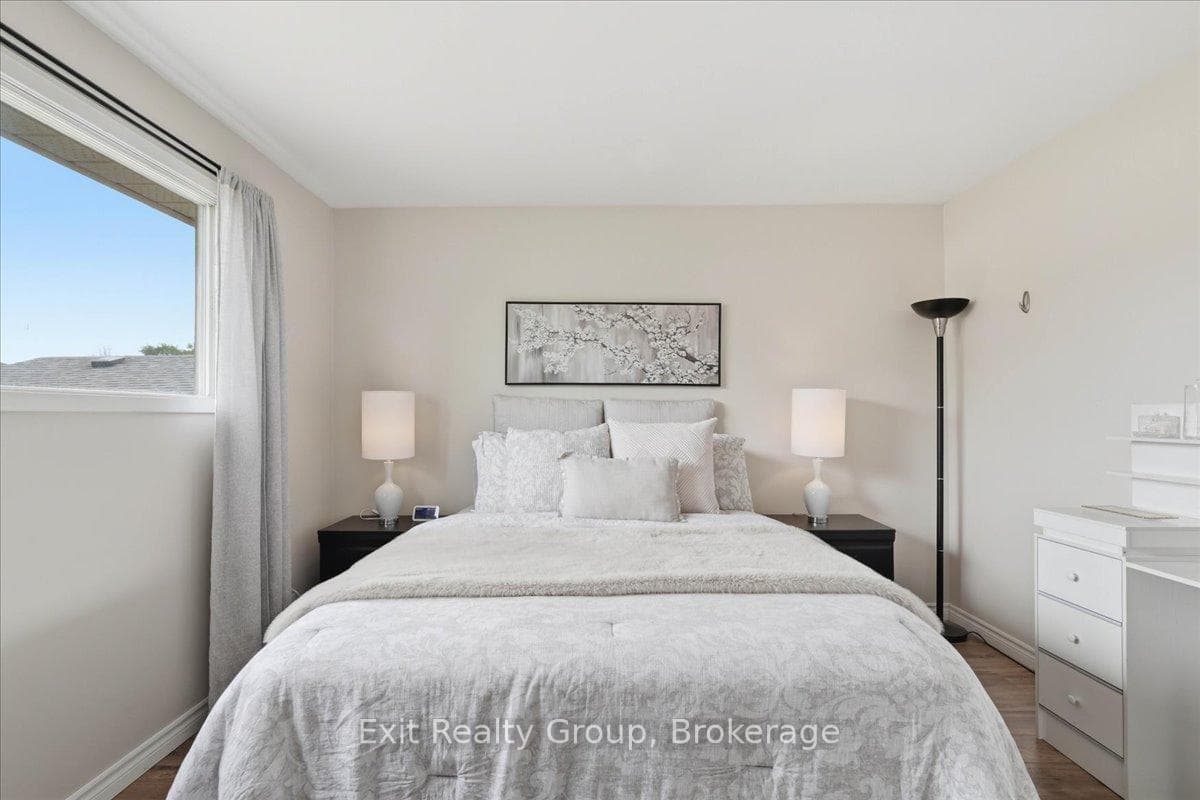 51 Sidney Road photo 15