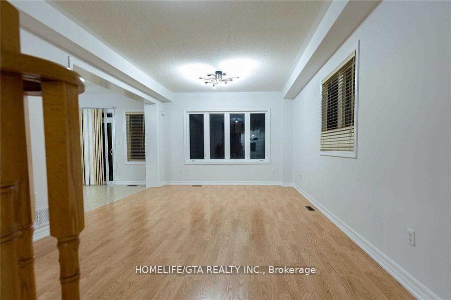 23 Richard Daley Drive photo 8
