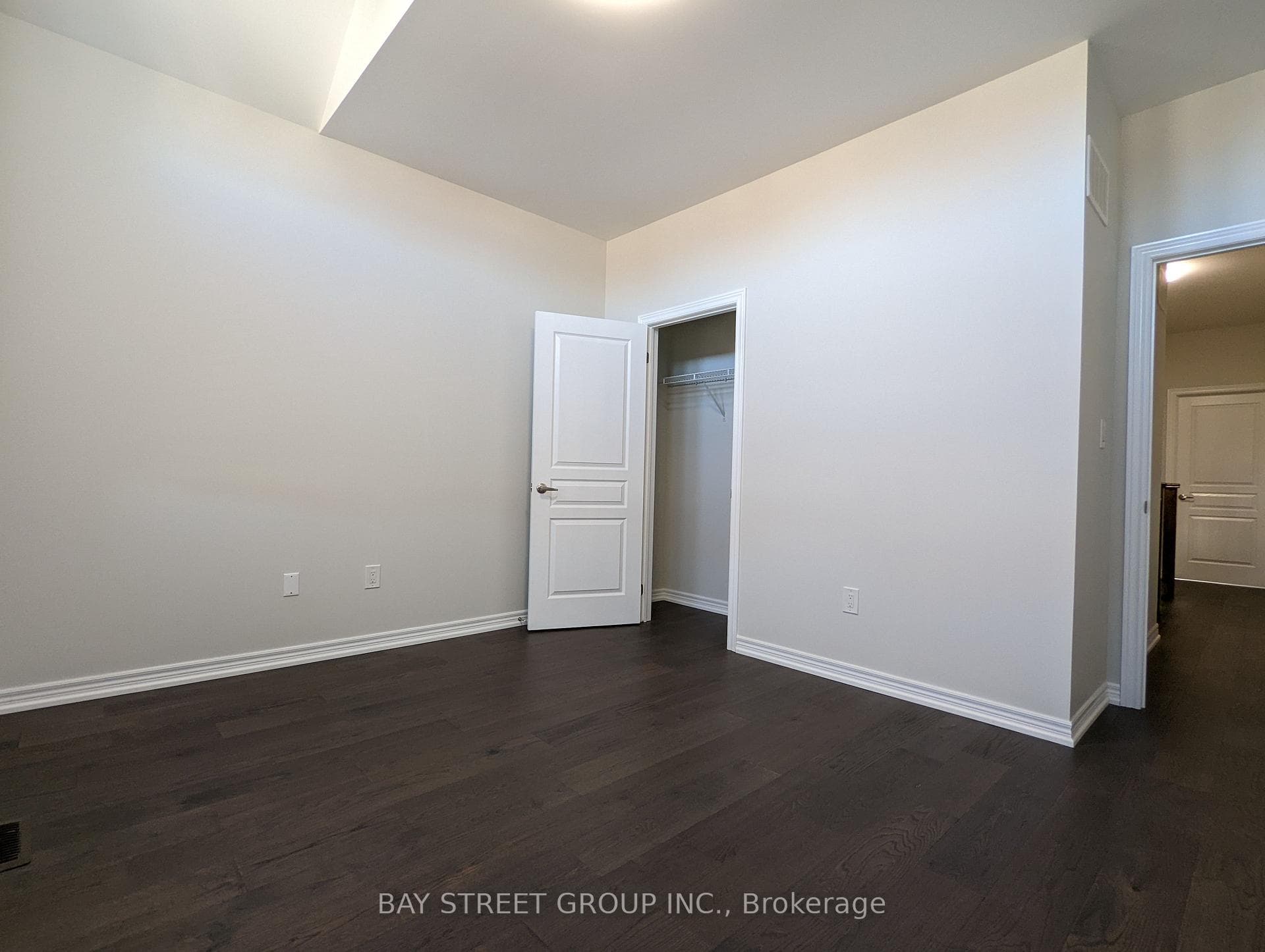 80 Brock Avenue photo 8