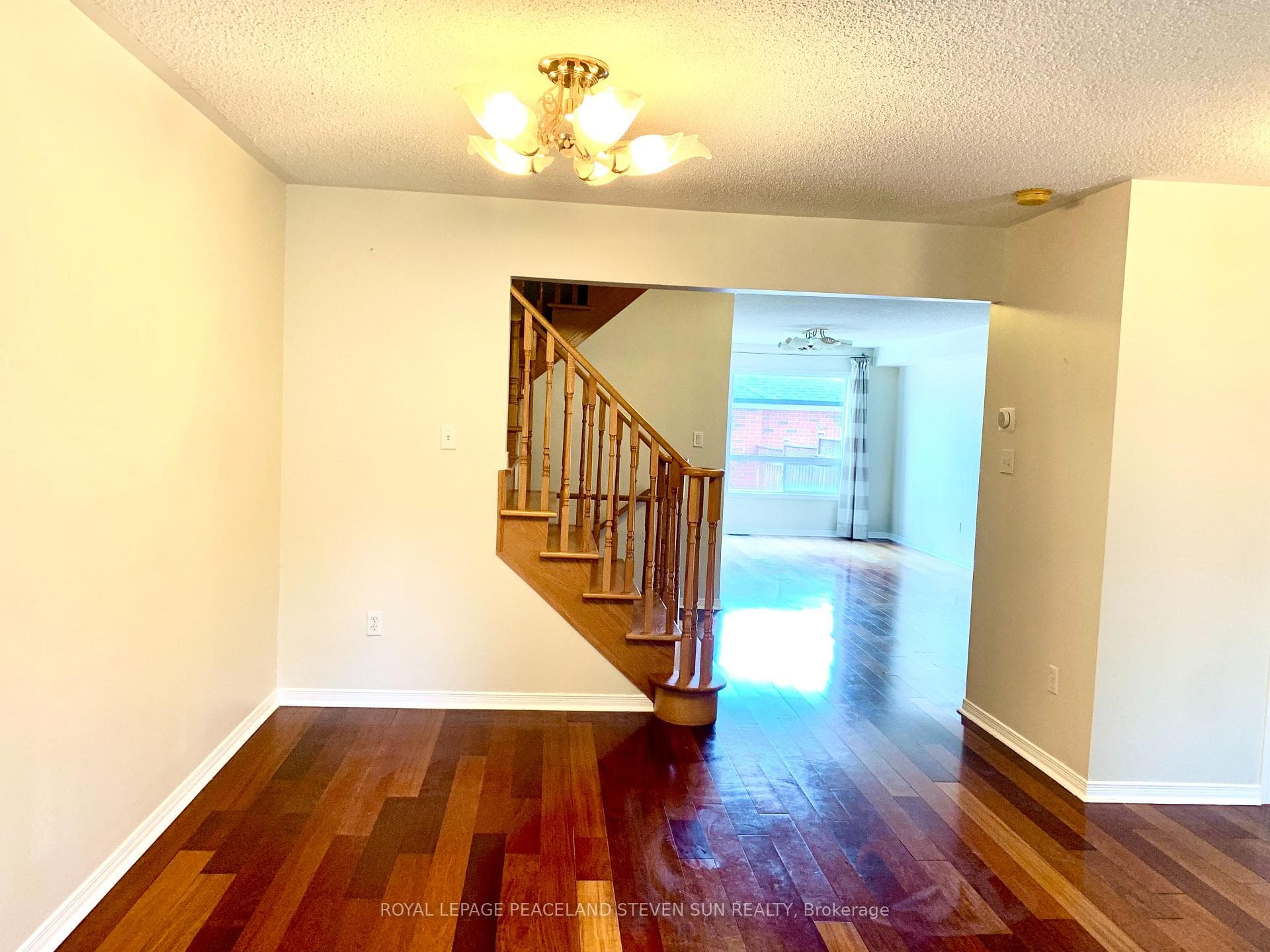 151 Selkirk Drive photo 6