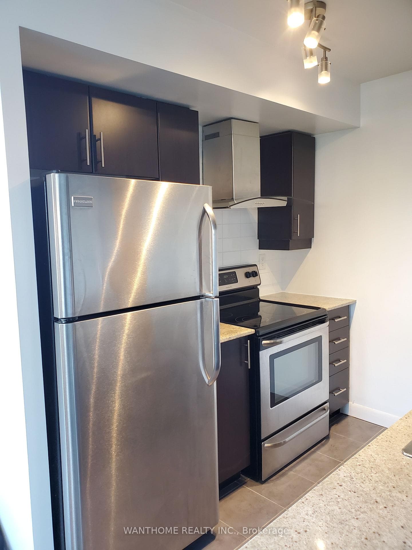 190 Borough Drive Unit 1705 photo 7