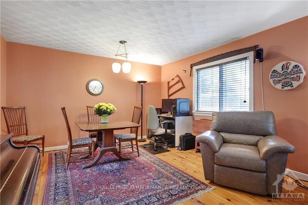 2235 WEBSTER Avenue photo 8