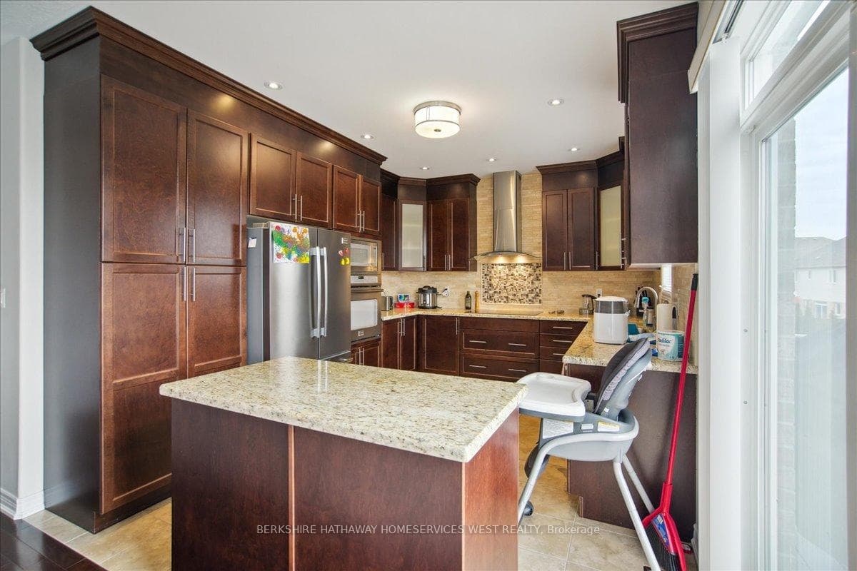 1363 Langley Circle photo 12