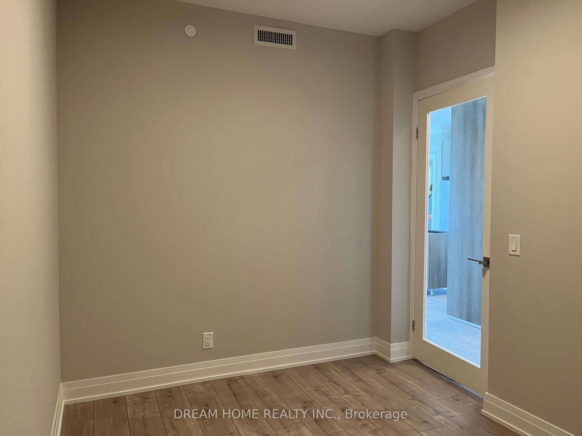 18 Water Walk Drive Unit 1506 photo 11