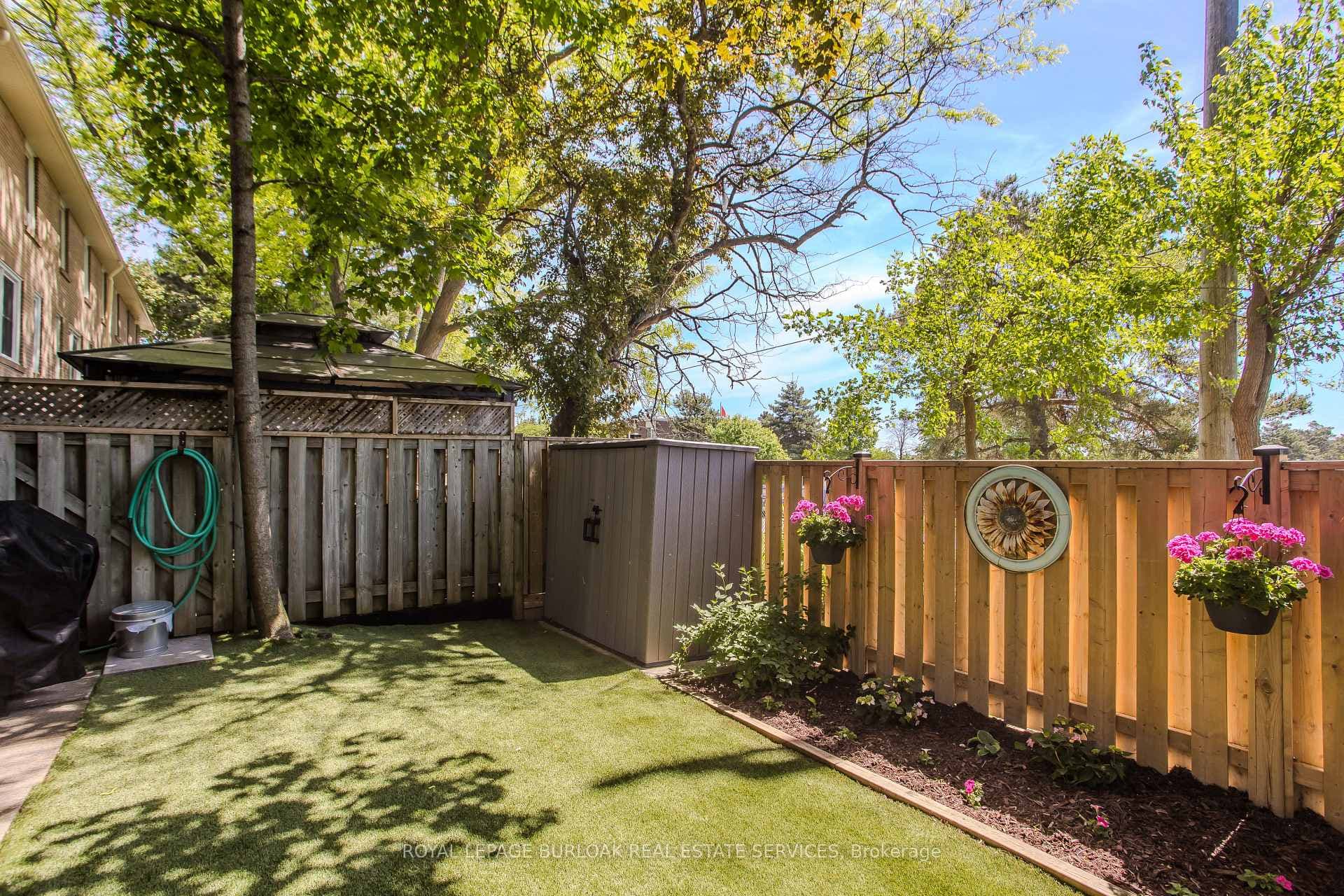 2157 Mountain Grove Avenue photo 4