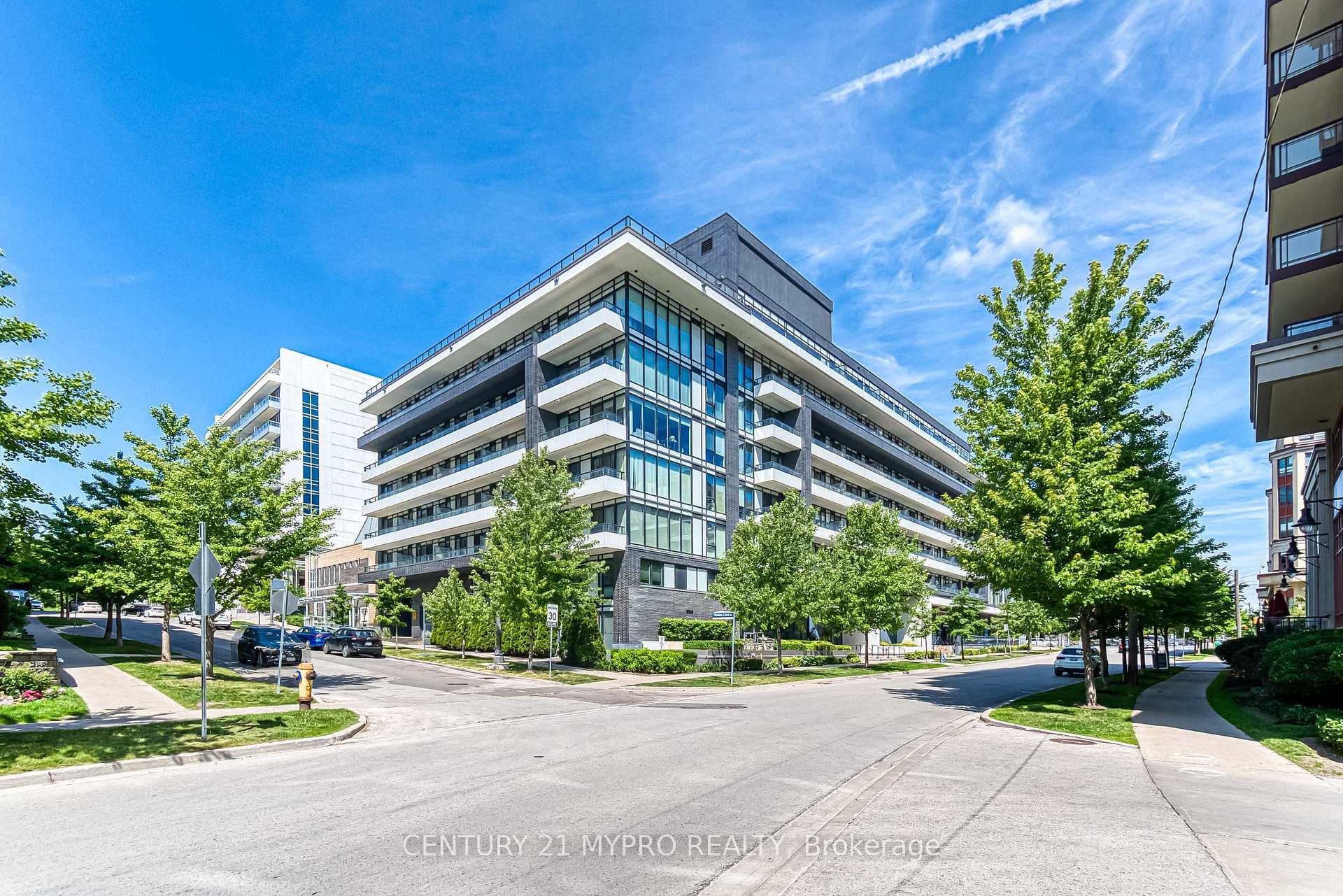 18 Rean Drive Unit 624 photo 1