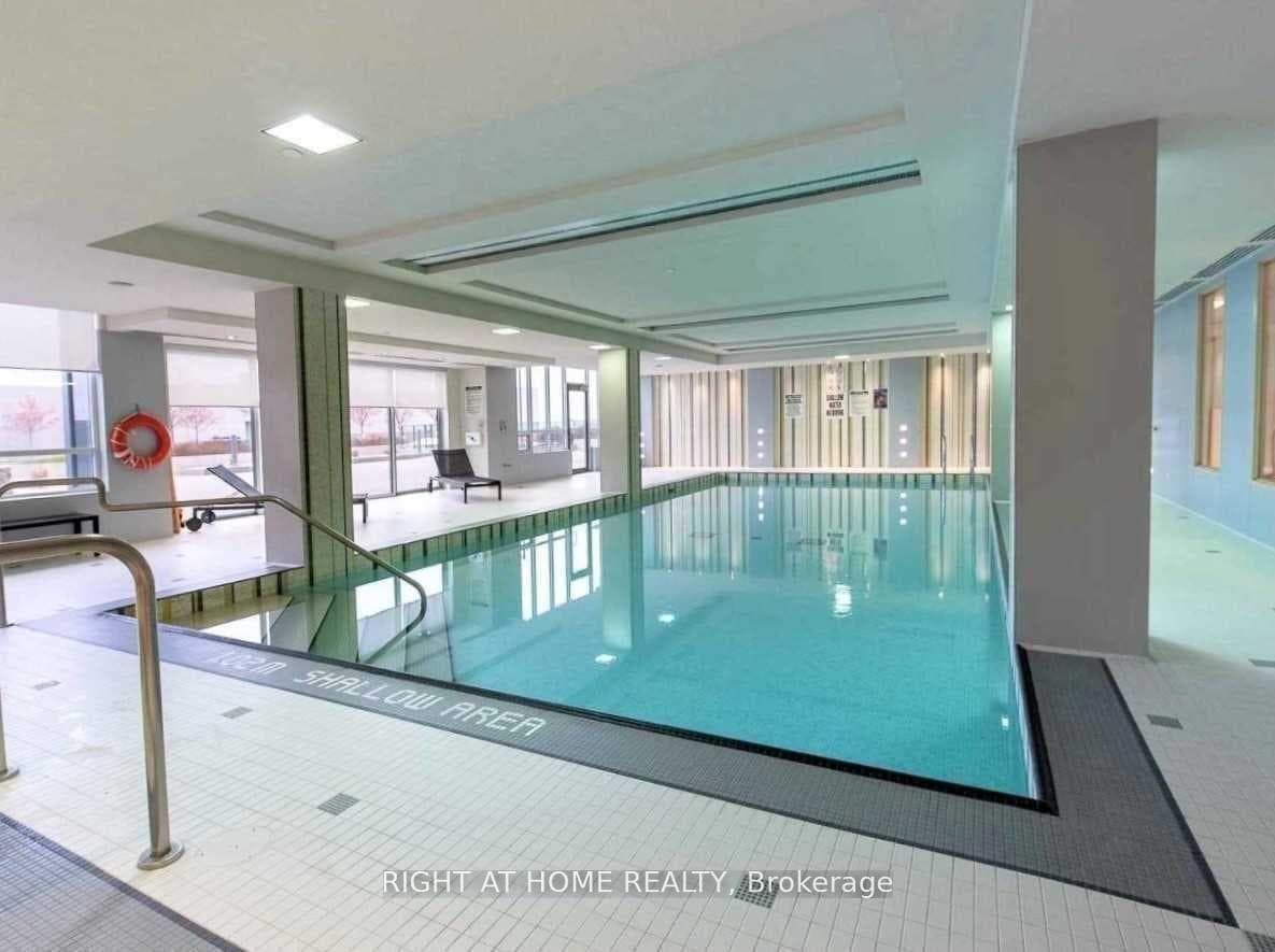7171 Yonge Street Unit 606 photo 13