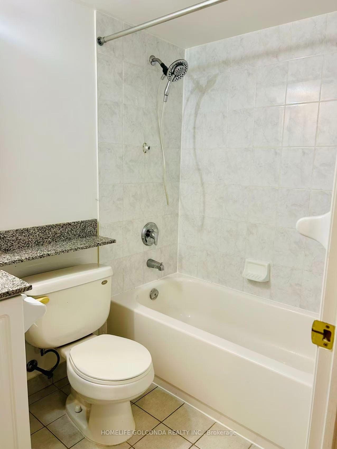 5500 Yonge Street Unit 505 photo 24