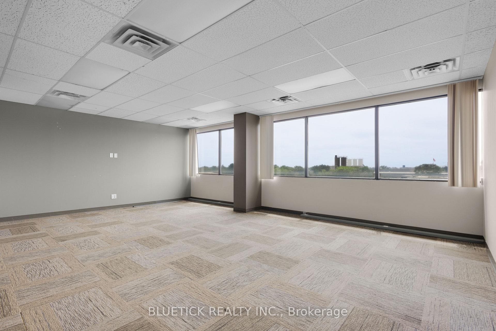 710 Dorval Drive Unit 301 photo 3