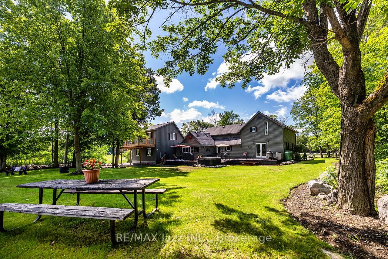 641 Enright Road photo 39