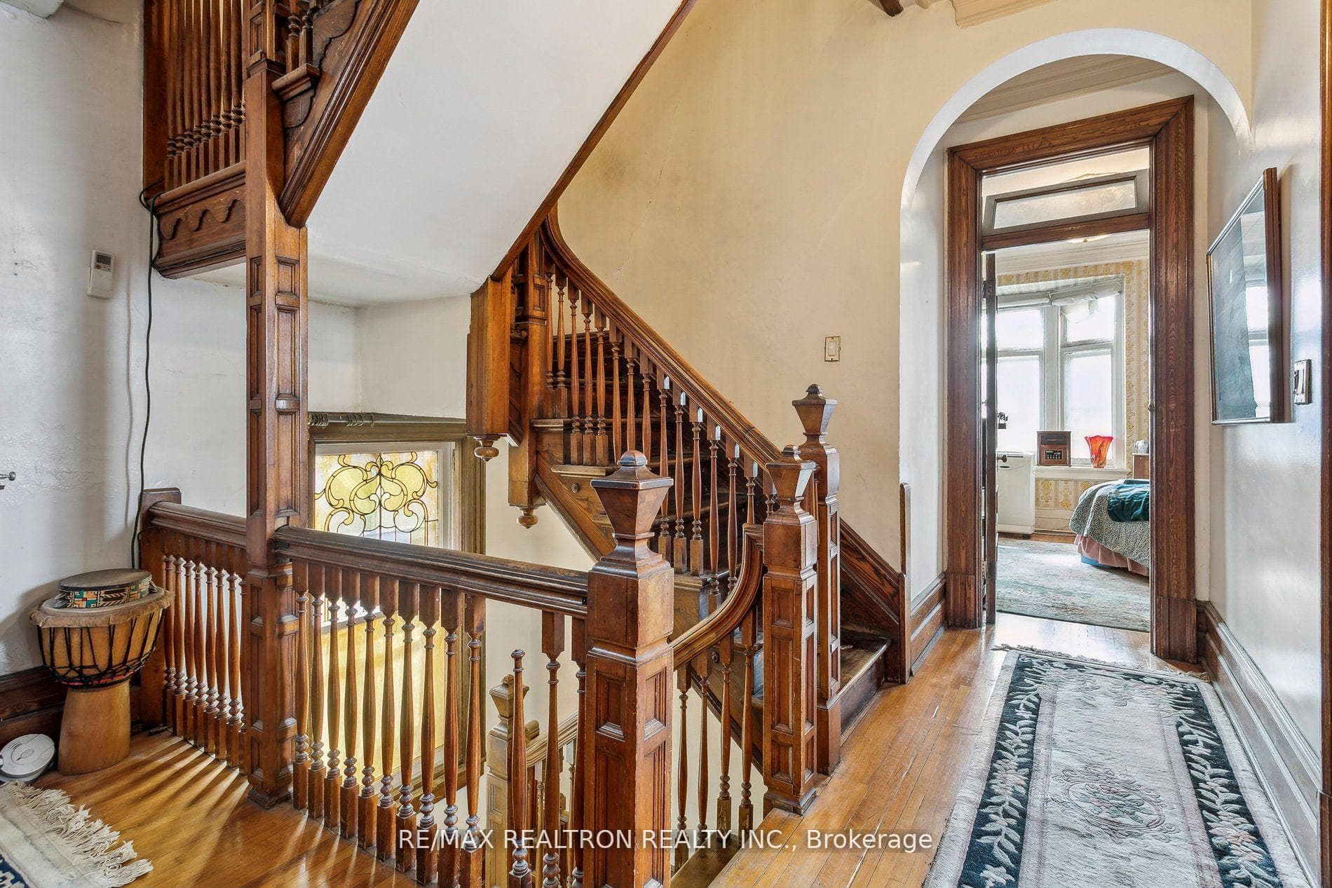 177 Dowling Avenue photo 18